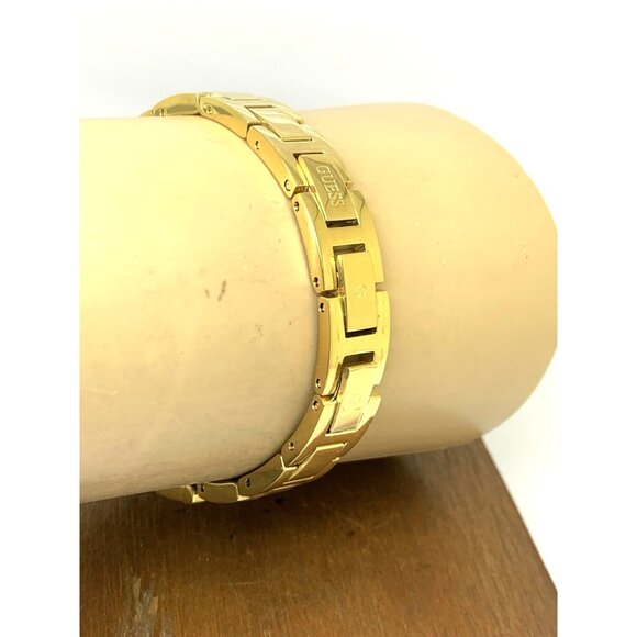 Guess Women\'s Watch GW0022L2 Quartz Gold Dial Gemmed Stainless Steel 30mm main image 7